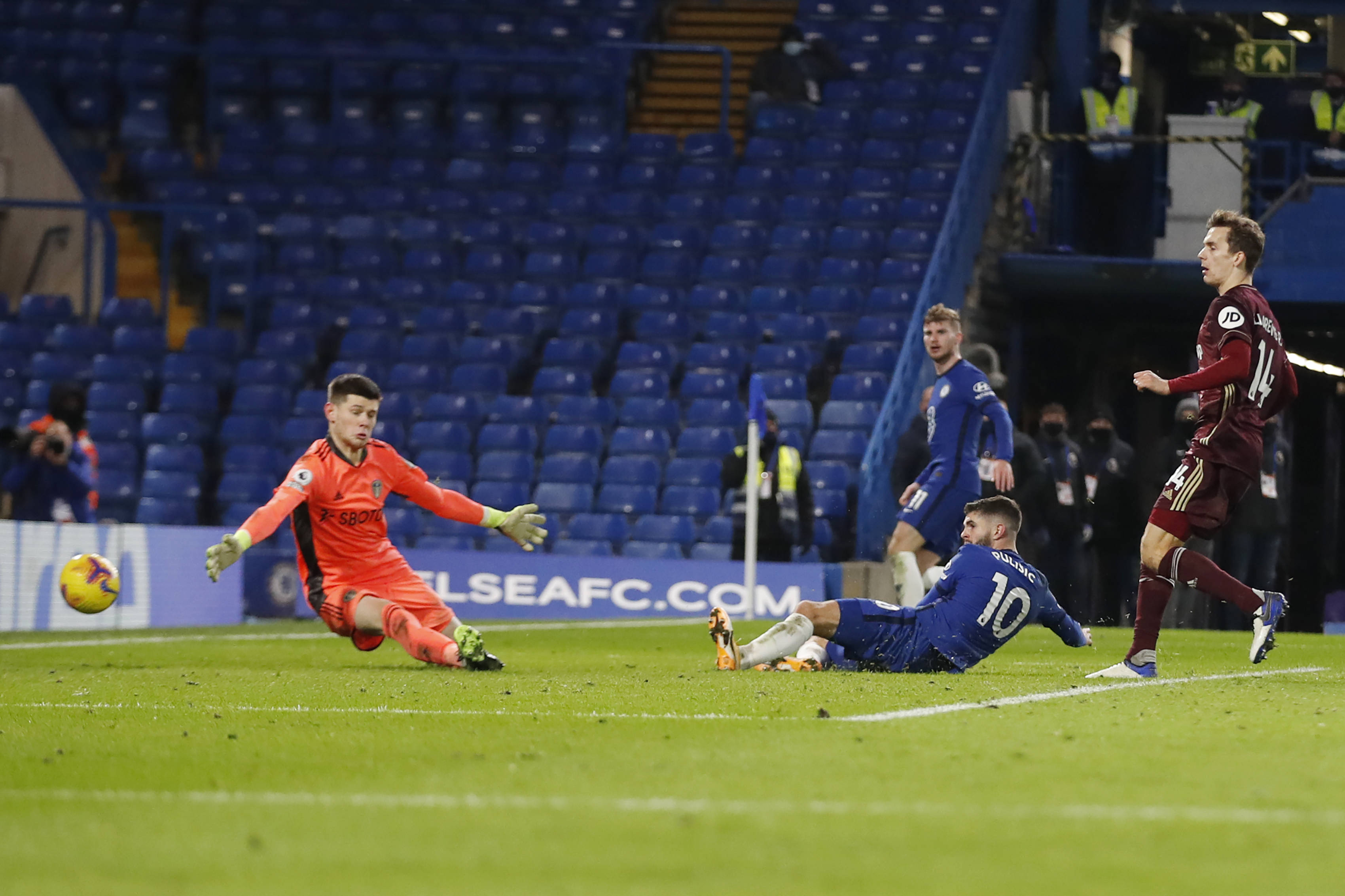 皇马签下时 皇马签下时